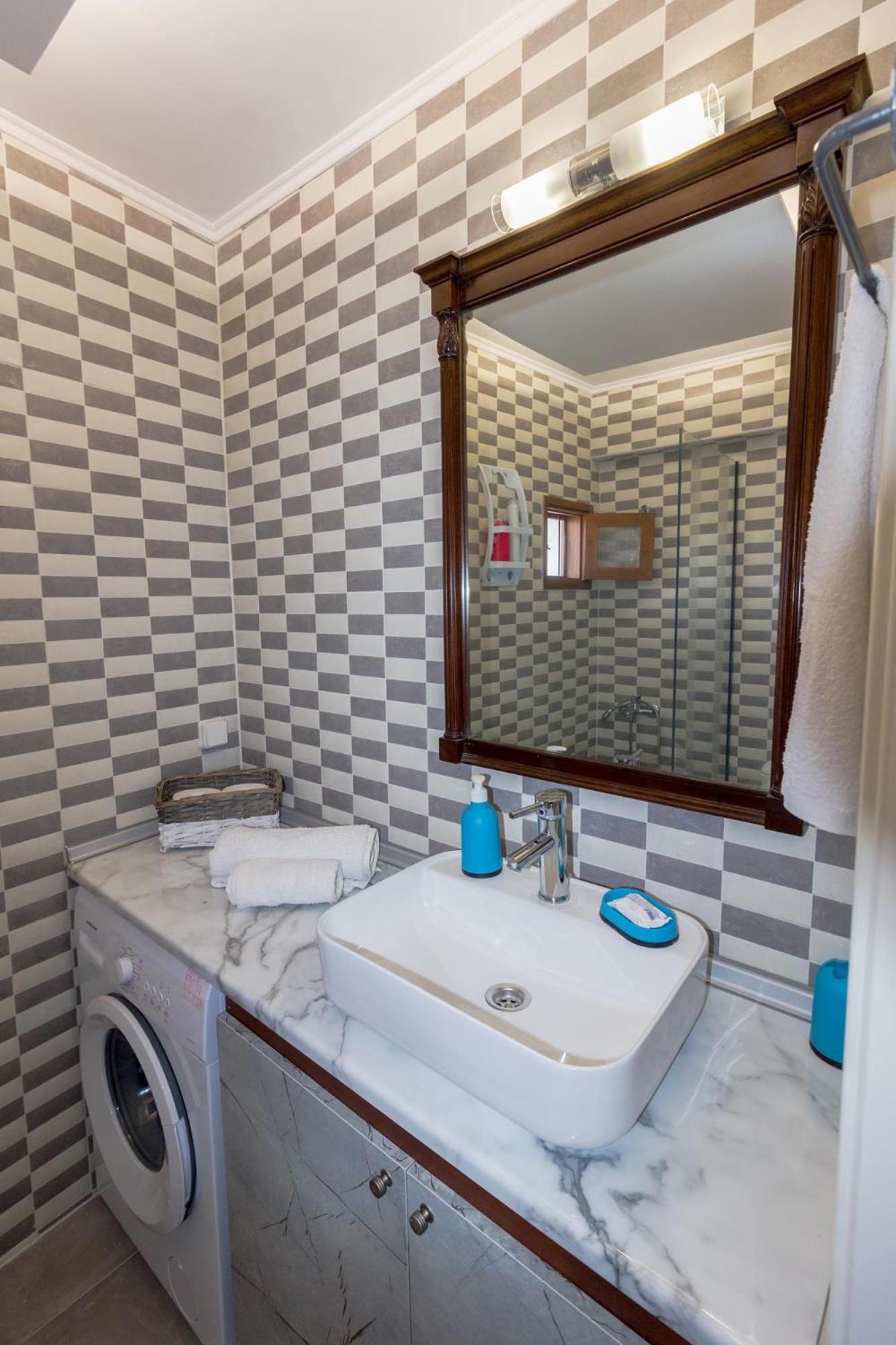 Galini Apartments Old Town Rhodes City Екстериор снимка